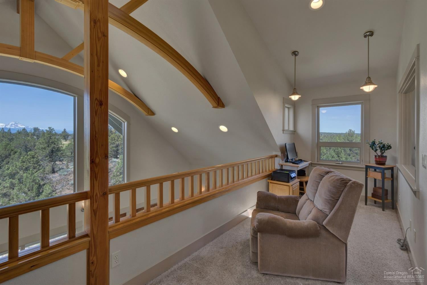 64405 Deschutes Market Road Bend, OR 97701 - Photo 10 of 25 Gallery Image 10