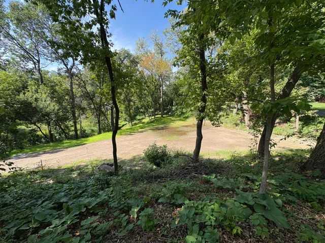 $158,000 | 13420 Nicollet Lane, Burnsville, MN 55337