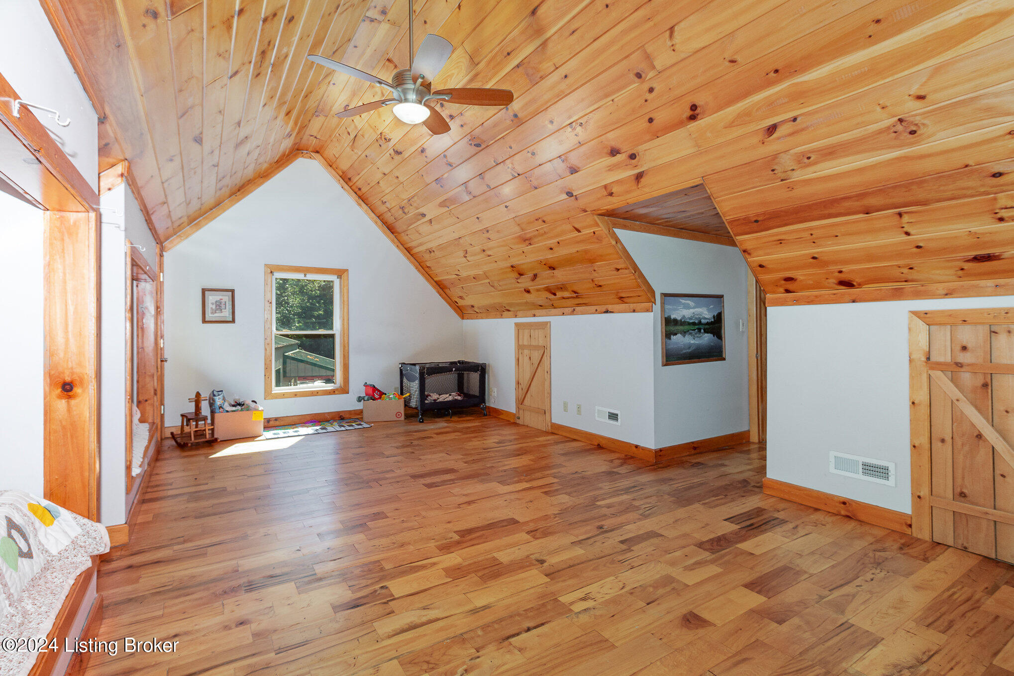 1648 Rams Run Shepherdsville, KY 40165 - Photo 25 of 55 Bedroom 3