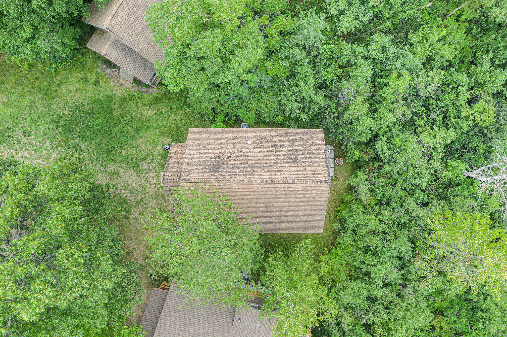 3300 West Wilke Road, Unit 203 Rothbury, MI 49452 - Photo 37 of 45 038_hasselblad_l1d-20c_20197632-20278935