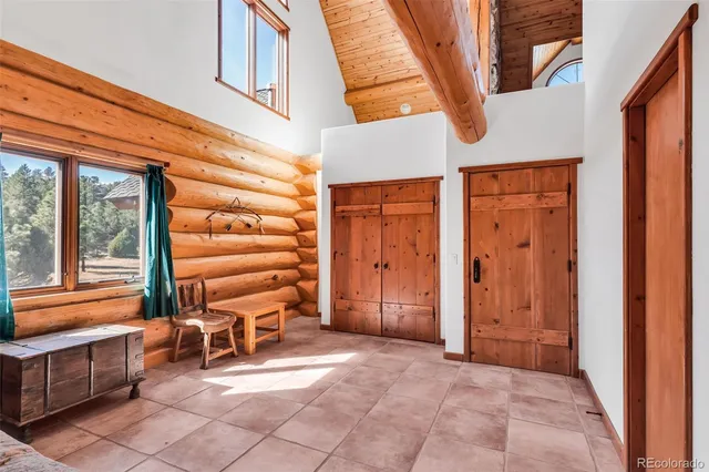 a view of an outdoor space with seating area