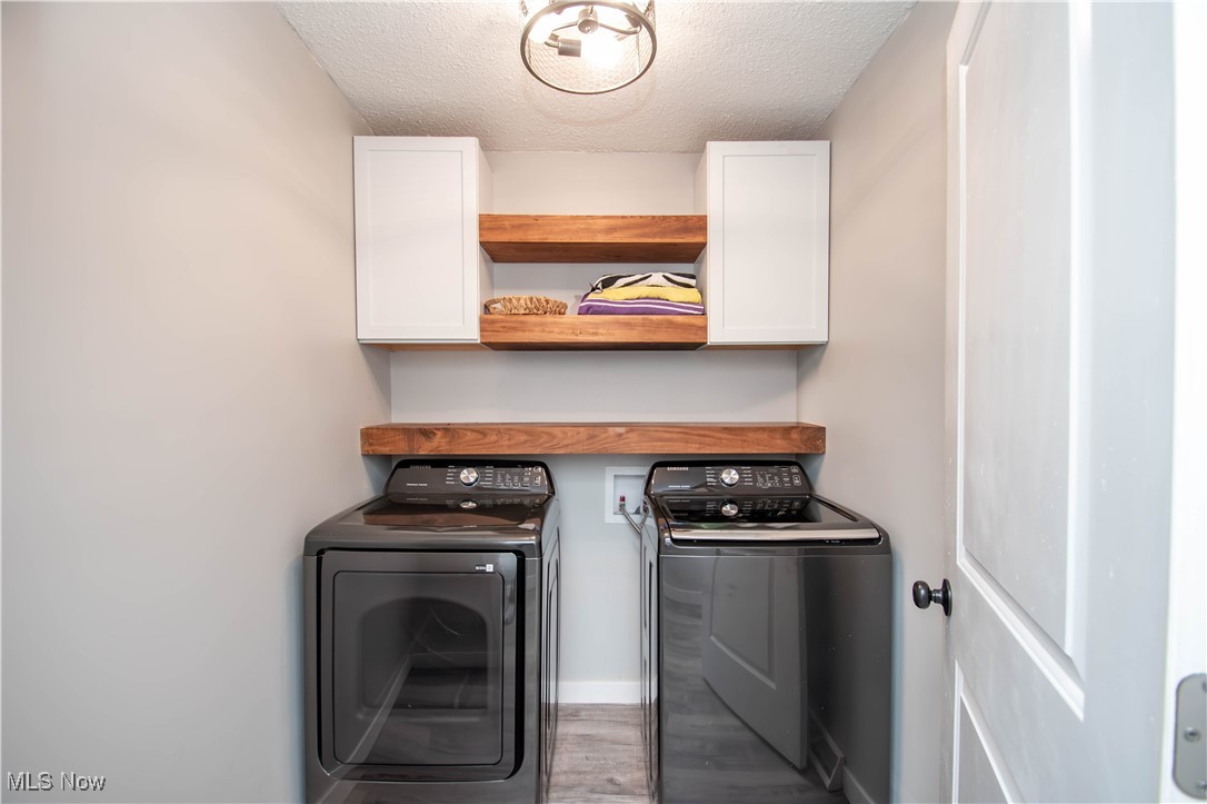 6505 New Road Youngstown, OH 44515 - Photo 25 of 36 1st floor laundry