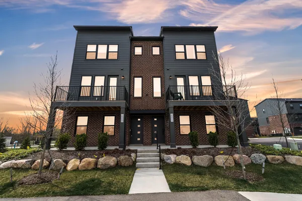 $450,000 | 2110 Park Drive, Ann Arbor, MI 48103