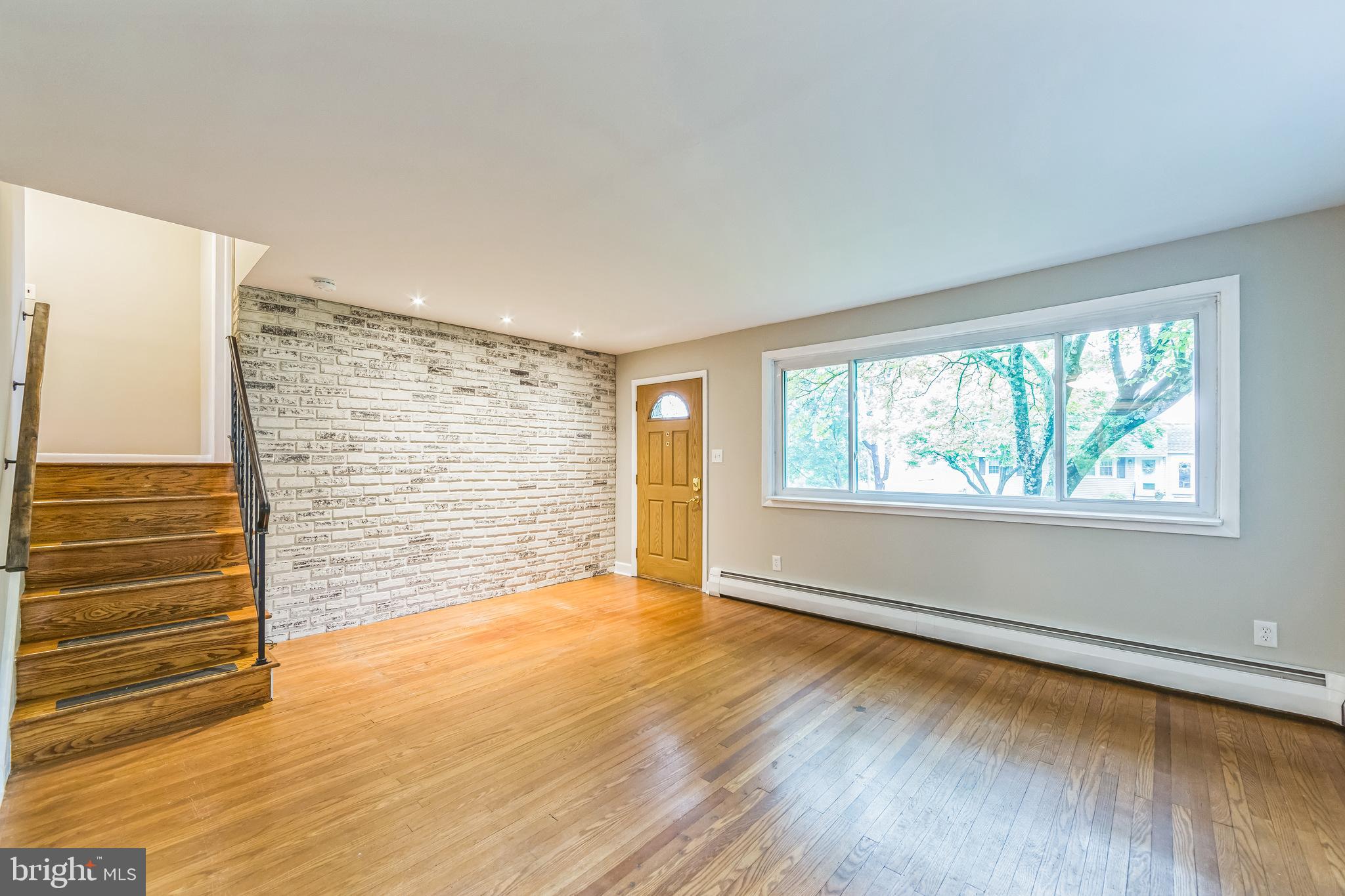 4 Woodview Road Malvern, PA 19355 - Photo 8 of 33 Living Room - Hardwood Floor