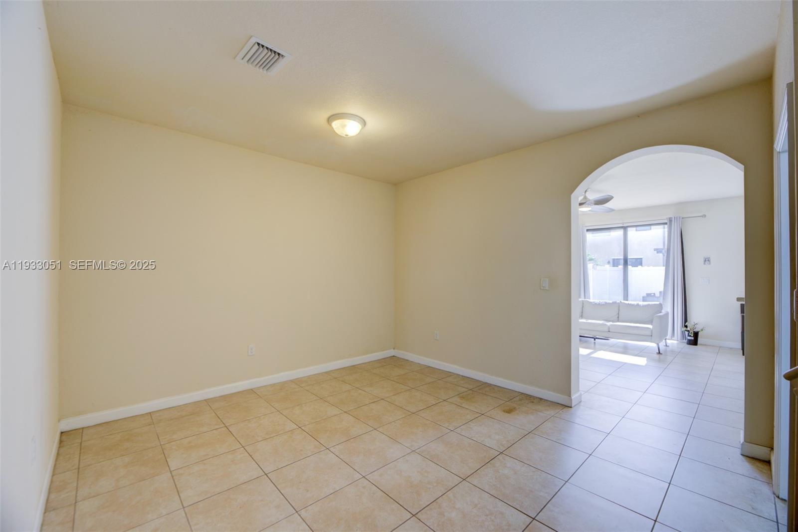 3316 West 91st Terrace Hialeah, FL 33018 - Photo 11 of 40