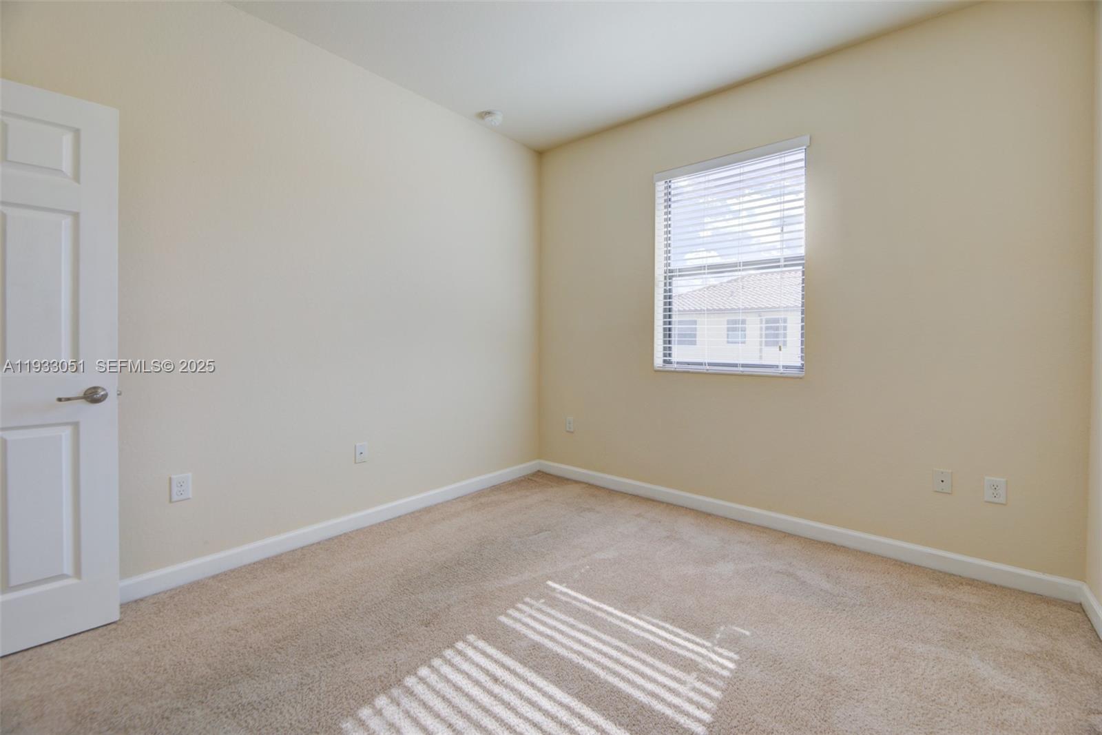 3316 West 91st Terrace Hialeah, FL 33018 - Photo 24 of 40