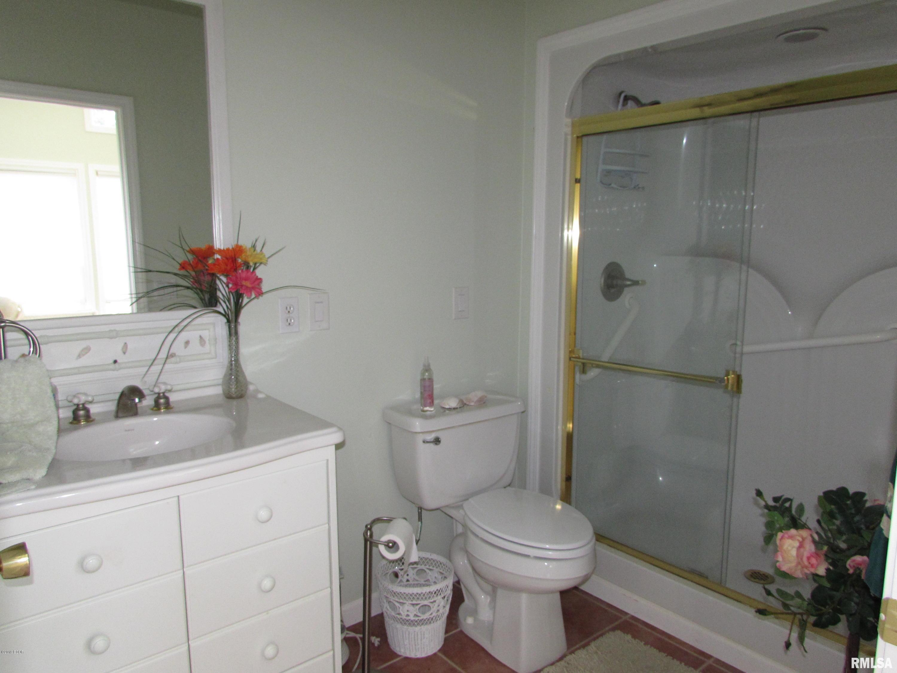 1 Trenton Road Carbondale, IL 62903 - Photo 5 of 18 Gallery Image 5