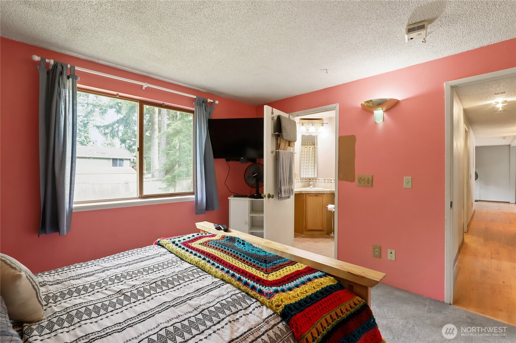 13262 Northwest Holly Road Bremerton, WA 98312 - Photo 14 of 26 Gallery Image 14