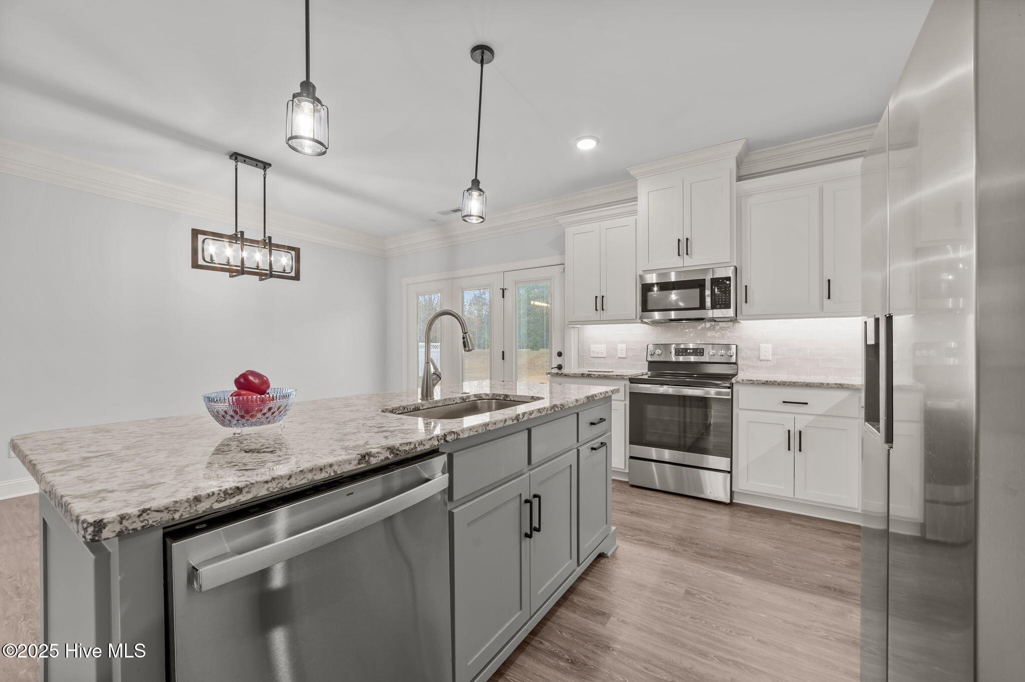 3833 East Baywood Lane Greenville, NC 27834 - Photo 9 of 37 43-web-or-mls-LHV_6131