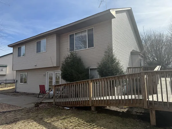 $375,000 | 4426 Ladyslipper Avenue North, Brooklyn Park, MN 55443