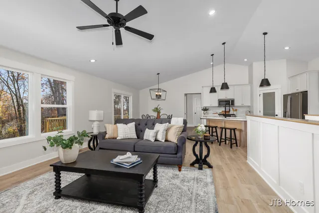 $530,000 | 1460 Kimber Drive, Unit 117, Lowell, MI 49331