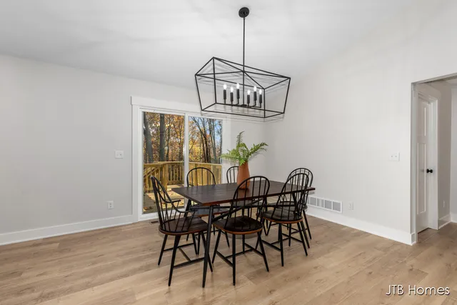 $530,000 | 1460 Kimber Drive, Unit 117, Lowell, MI 49331