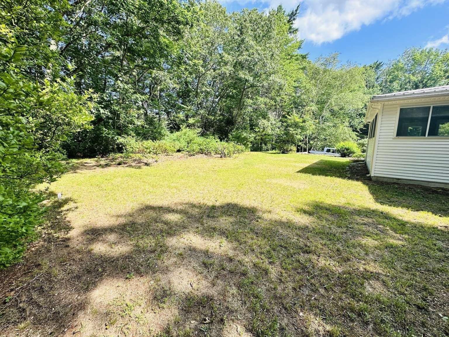 16 Old Fremont Road Raymond, NH 03077 - Photo 33 of 36