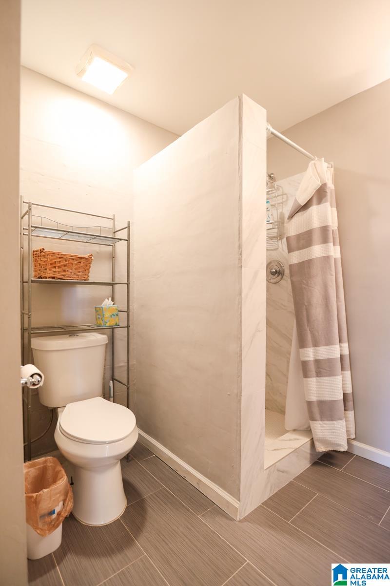 908 Ridgewood Circle Birmingham, AL 35235 - Photo 45 of 57