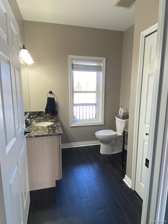 4177 Gregory Road Lake Orion, MI 48359 - Photo 7 of 18
