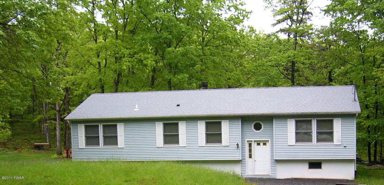 128 Galahad Road Greeley, PA 18425 - Photo 1 of 16
