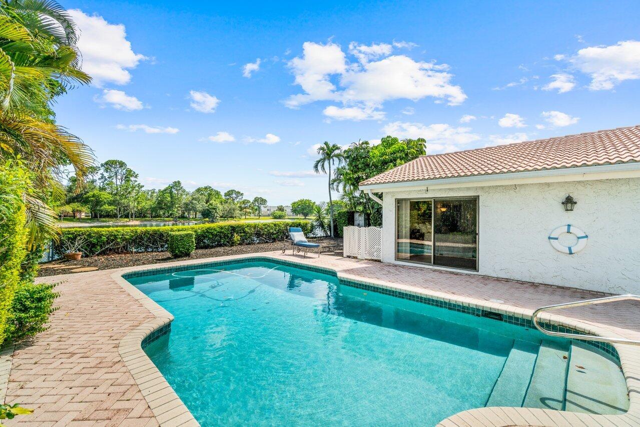 6458 Sweet Maple Lane Boca Raton, FL 33433 - Photo 2 of 32 029-6458SweetMapleLane-BocaRaton-FL-3343