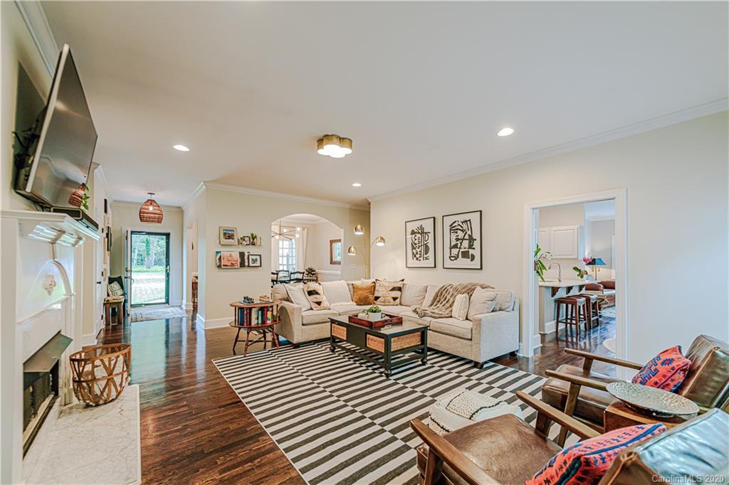 6139 Creola Road Charlotte, NC 28270 - Photo 9 of 38 Gallery Image 9