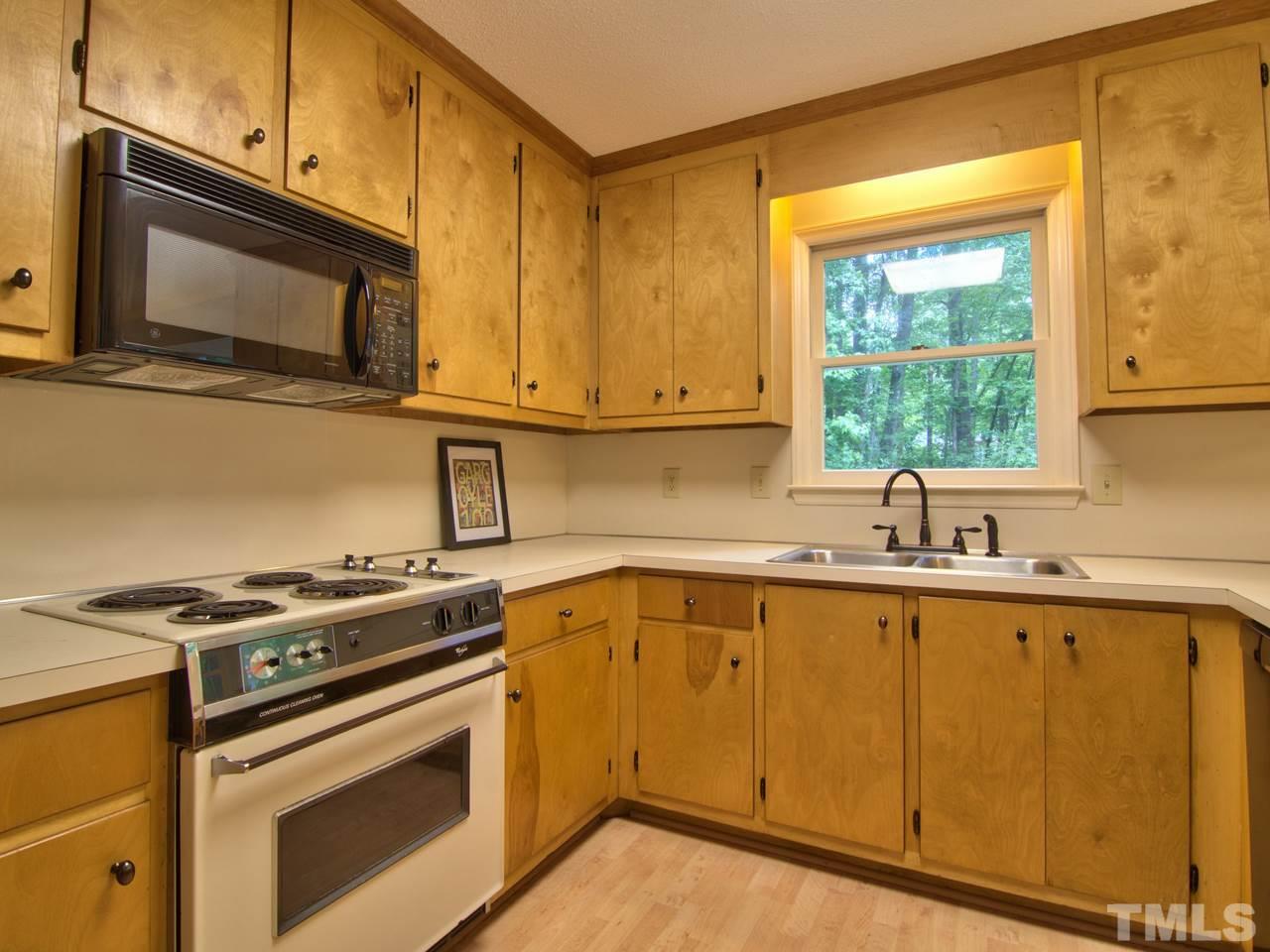 813 Bluestone Road Durham, NC 27713 - Photo 8 of 25 Gallery Image 8