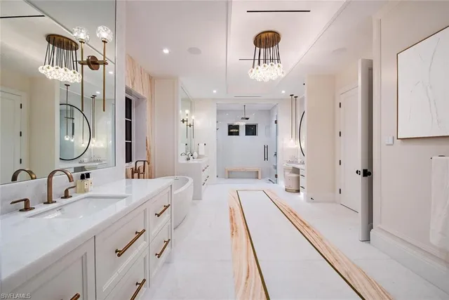 $27,995,000 | 1731 Gordon Drive, Naples, FL 34102