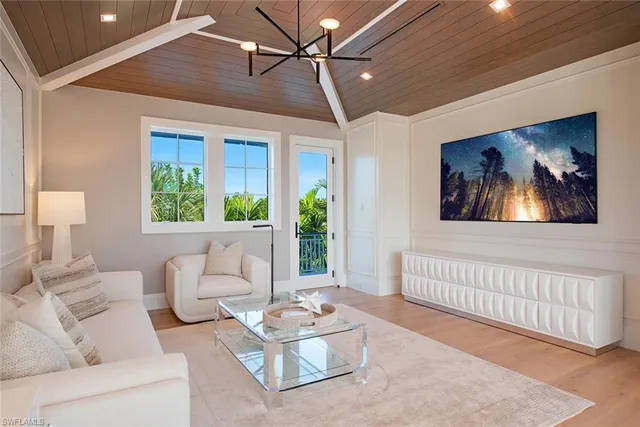 $27,995,000 | 1731 Gordon Drive, Naples, FL 34102