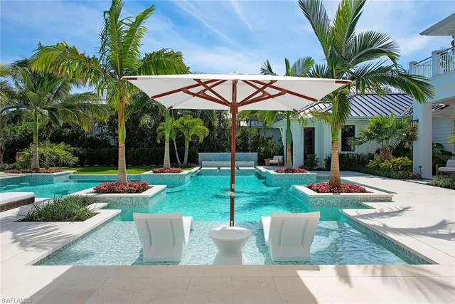 $27,995,000 | 1731 Gordon Drive, Naples, FL 34102