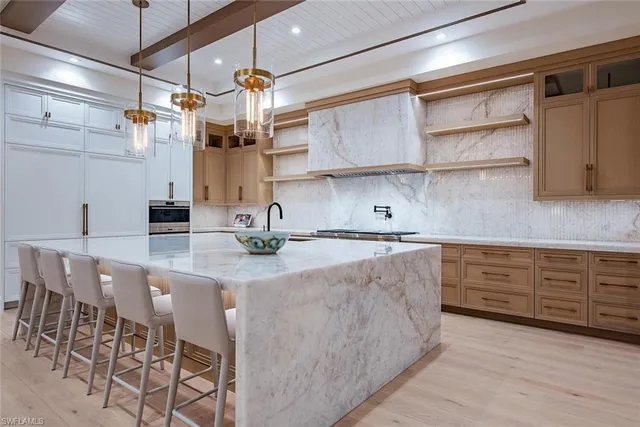 $27,995,000 | 1731 Gordon Drive, Naples, FL 34102