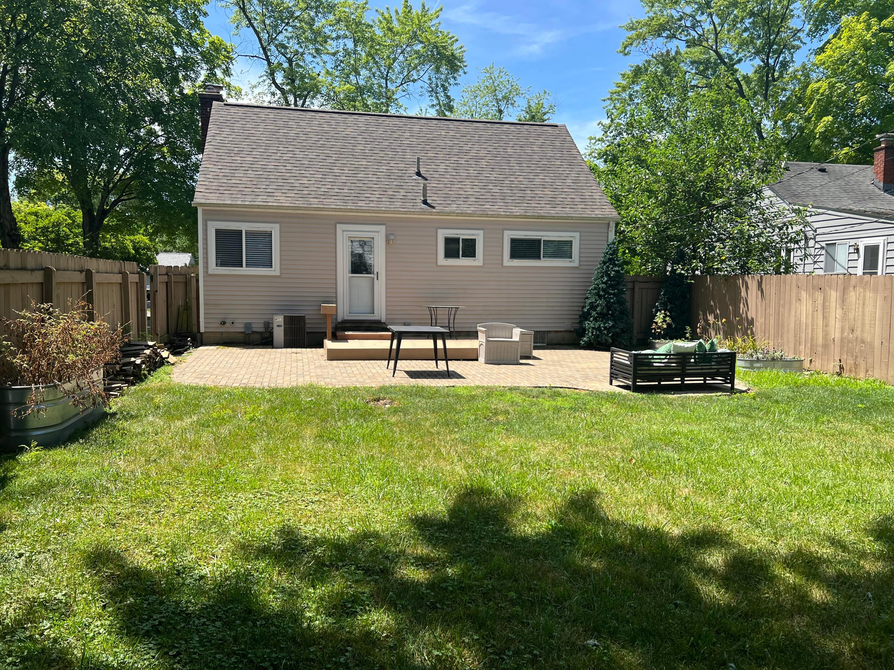 2522 Nottingham Road Columbus, OH 43221 - Photo 42 of 44 C71A8B23-1335-492D-B6A3-A9053F36F7FA