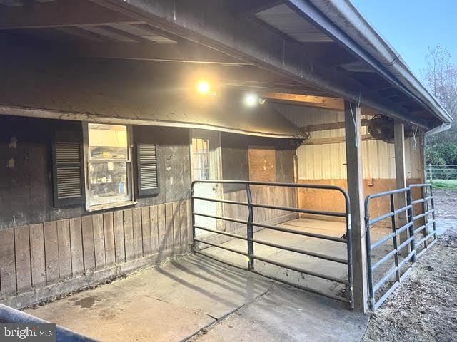 124 Nottingham Road Elkton, MD 21921 - Photo 28 of 33 Easily converted to enclosed stalls