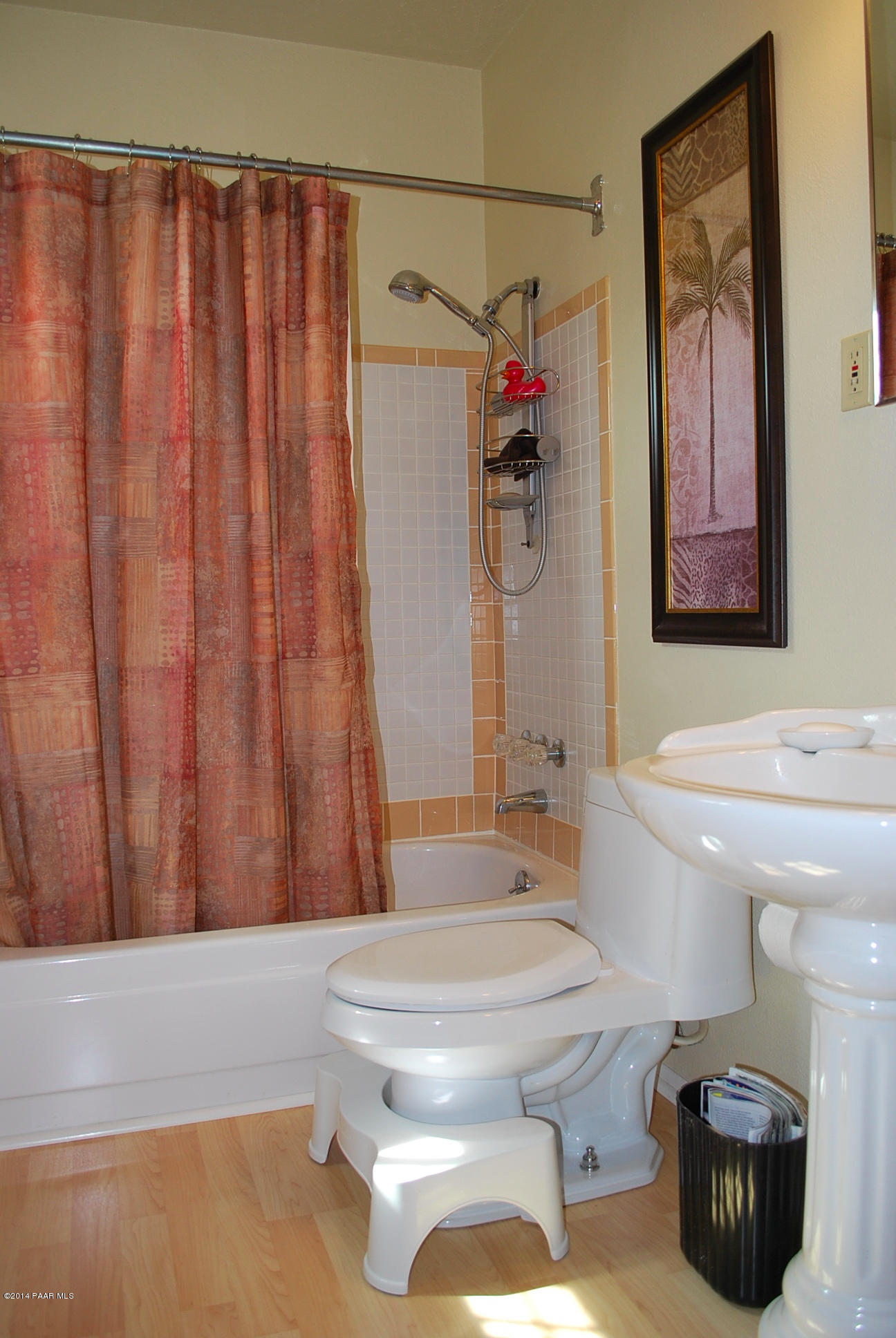 2701 Ridge Road Prescott, AZ 86301 - Photo 35 of 39 a bathroom with a toilet and a shower