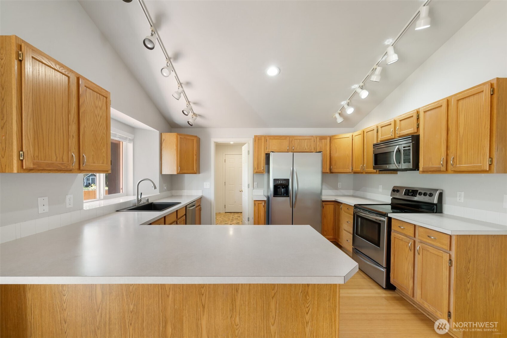 6457 Crossing Place Southwest Port Orchard, WA 98367 - Photo 11 of 36