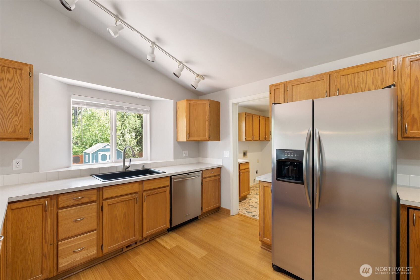 6457 Crossing Place Southwest Port Orchard, WA 98367 - Photo 12 of 36