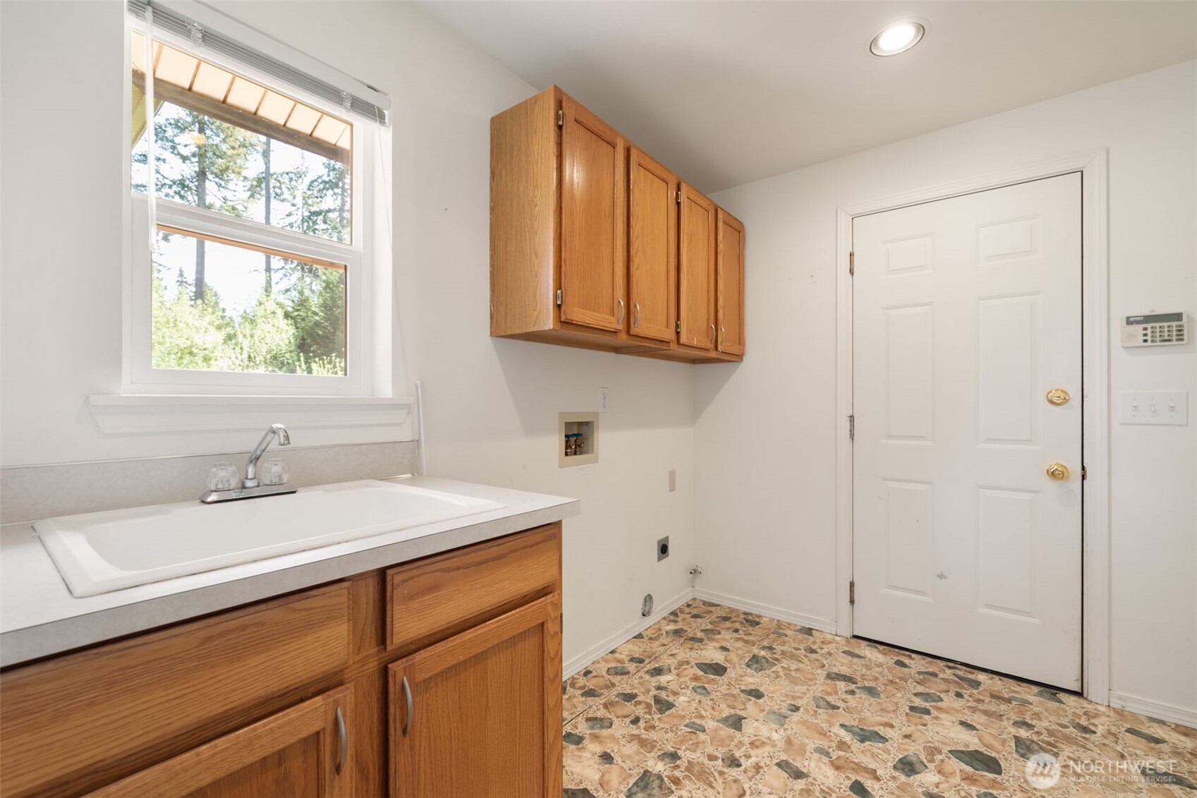 6457 Crossing Place Southwest Port Orchard, WA 98367 - Photo 13 of 36