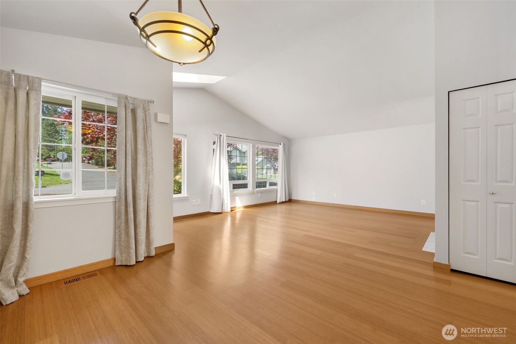 6457 Crossing Place Southwest Port Orchard, WA 98367 - Photo 8 of 36