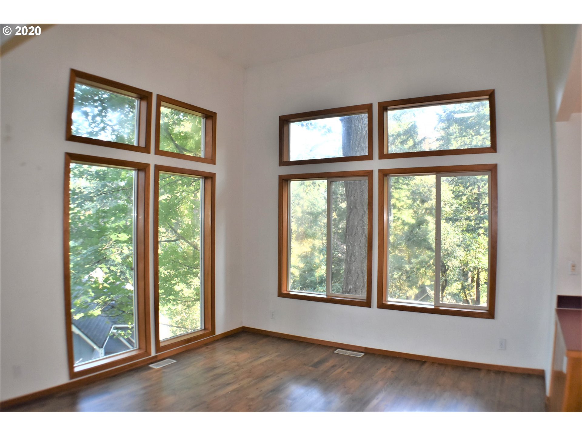 3059 Hendricks Hill Drive Eugene, OR 97403 - Photo 14 of 32