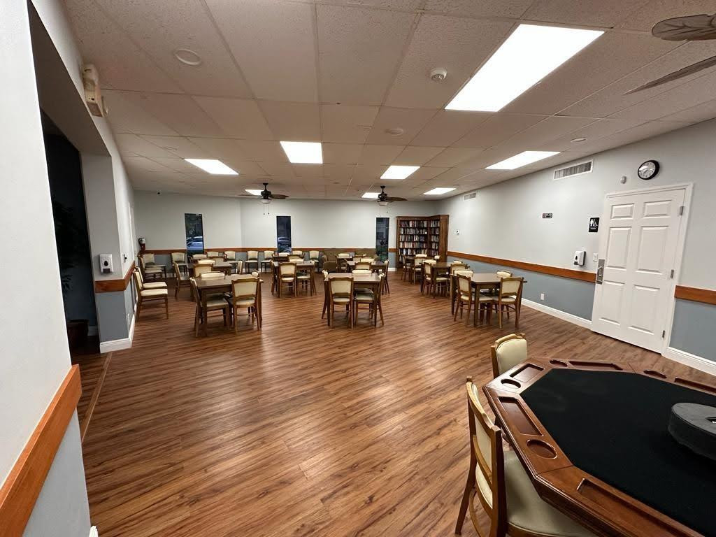 100 Berkley Road, Unit 109 Hollywood, FL 33024 - Photo 48 of 54 Library and Game Room