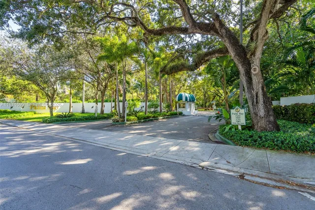 $450,000 | 770 Northeast 69th Street, Unit 6C, Miami, FL 33138