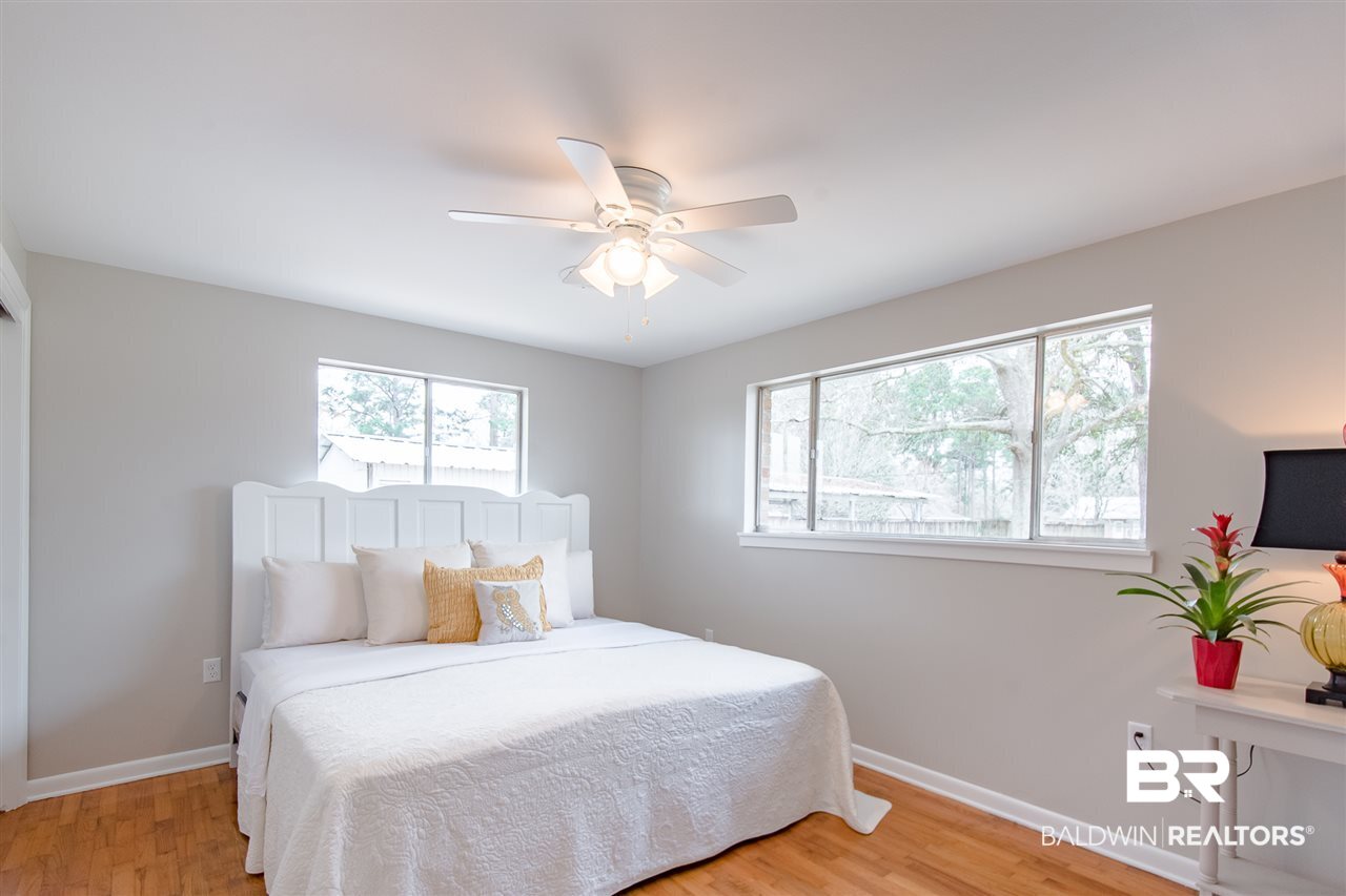 708 West Magnolia Avenue Foley, AL 36535 - Photo 8 of 29 Master Bedroom