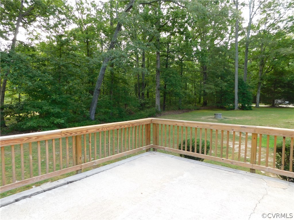 15700 Chieftain Road Disputanta, VA 23842 - Photo 15 of 22 Gallery Image 15