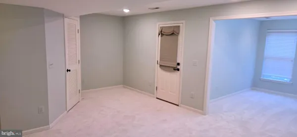 $2,900 | 45689 Paddington Station Terrace, Sterling, VA 20166