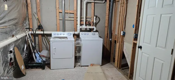 $2,900 | 45689 Paddington Station Terrace, Sterling, VA 20166