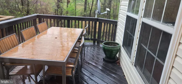 $2,900 | 45689 Paddington Station Terrace, Sterling, VA 20166