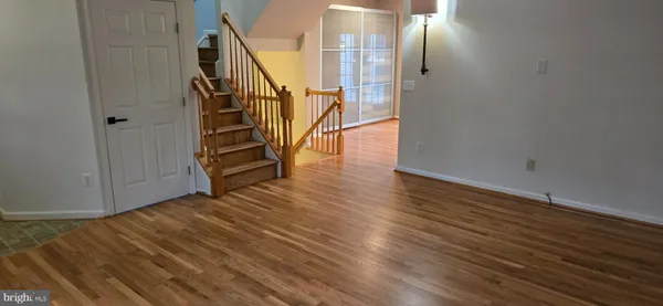 $2,900 | 45689 Paddington Station Terrace, Sterling, VA 20166