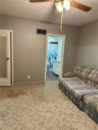 $69,000 | 401 West 5th Street, Grant City, MO 64456