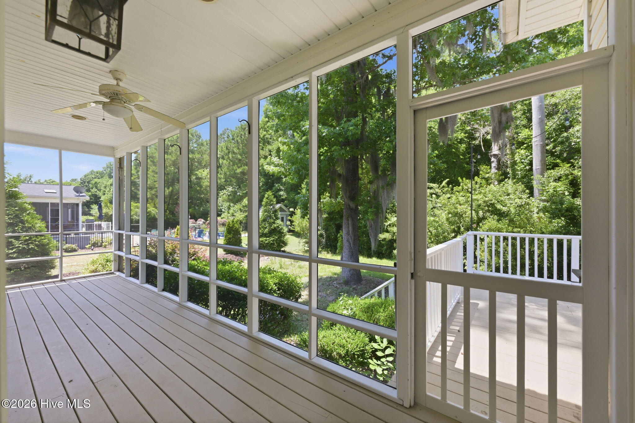 202 Emmen Road New Bern, NC 28562 - Photo 5 of 41 screened porch