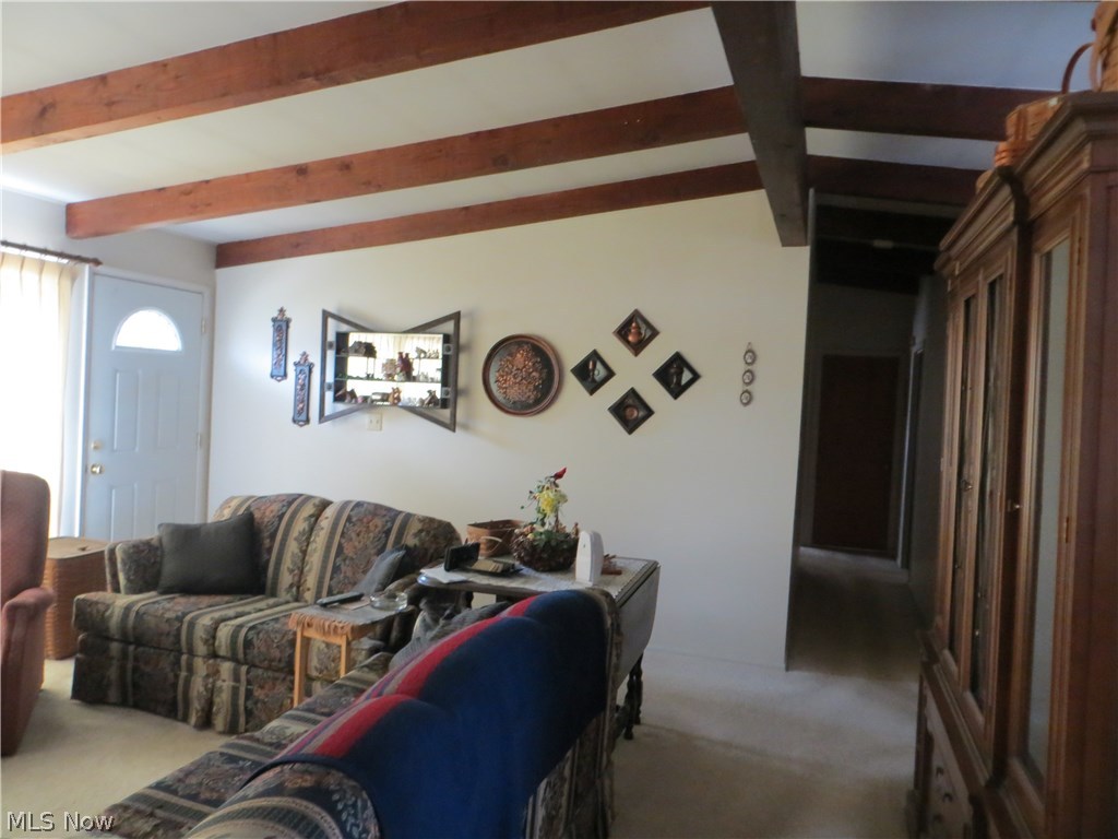 1117 Military Road Zanesville, OH 43701 - Photo 2 of 20