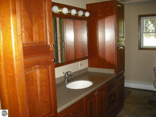1827 East Washington Road Ithaca, MI 48847 - Photo 10 of 32 1790182-9.JPG