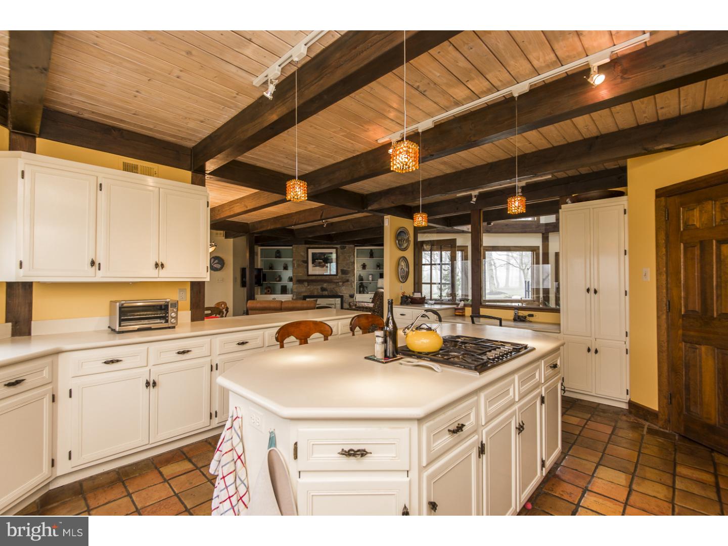 468 Darlington Road Media, PA 19063 - Photo 8 of 25 Gallery Image 8