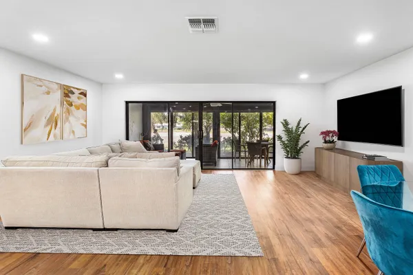 $299,900 | 27 Stratford Lane West, Unit C, Boynton Beach, FL 33436