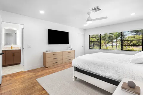 $299,900 | 27 Stratford Lane West, Unit C, Boynton Beach, FL 33436